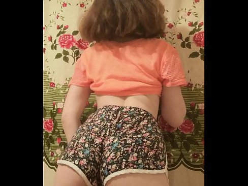 ❤️ Seksikas noor beib strippib oma pükse kaamera ees ära ❤️❌ Just porn at us ❤
