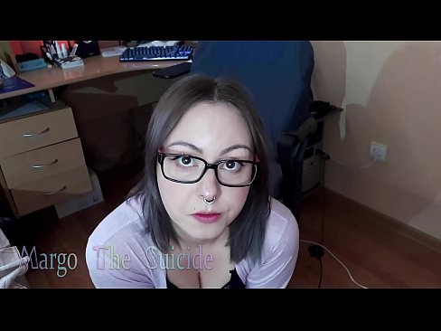 ❤️ Seksikas prillidega tüdruk imeb dildot sügavalt kaamera ette ❤️❌ Just porn at us ❤