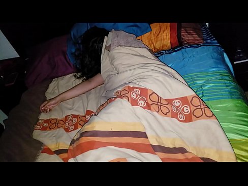 ❤️ Kasupoeg sõimab oma noort kasuema, kui ta magab. ❤️❌ Just porn at us ❤